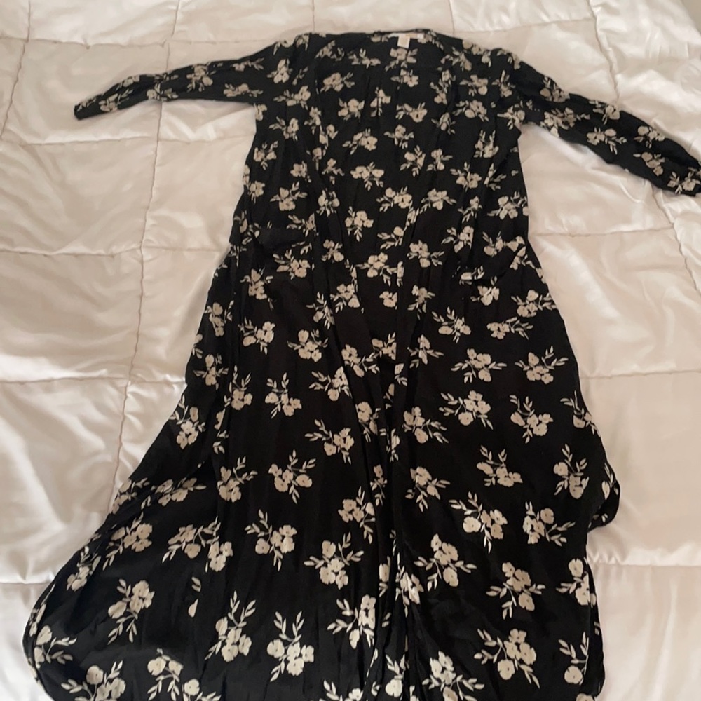 Black and white floral rope/coverup